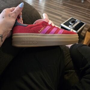 Adidas Women's Gazelle Red and Pink Sneakers